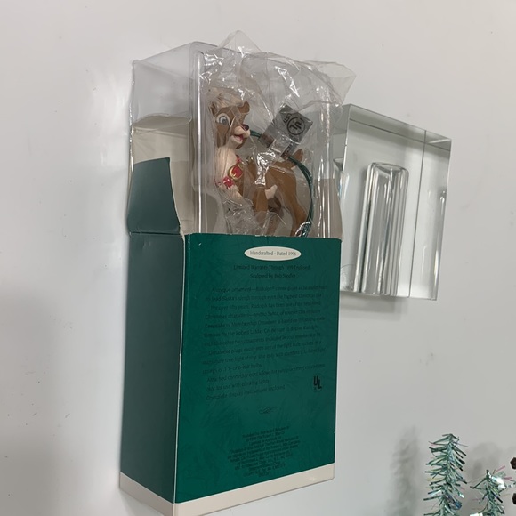 Rudolph The red nosed Reindeer ornament Hallmark 1996 - Picture 8 of 12